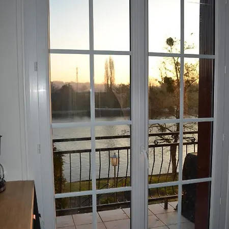 Ambiance Seine, appartement surplombant la Seine -51 M2, Anémone- Thomery Extérieur photo